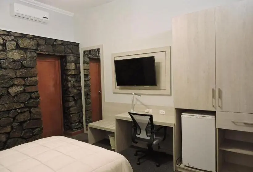 اتاق اکونومی, La Villa Mollendo