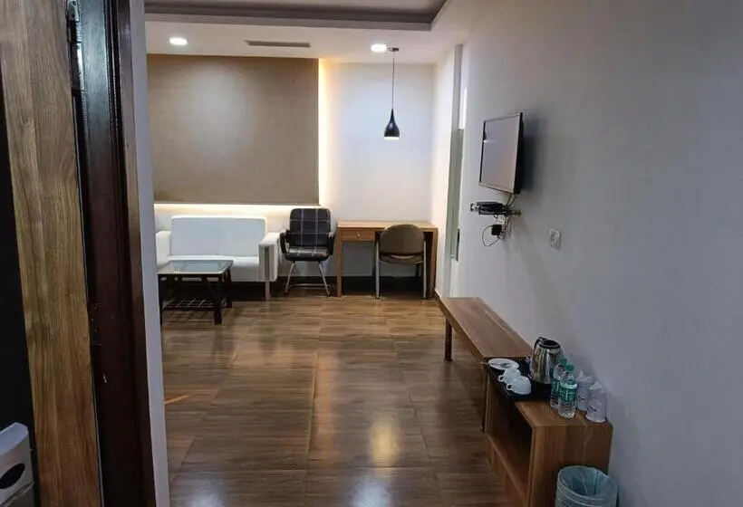 スーペリアールーム, The Dwelling Paradise