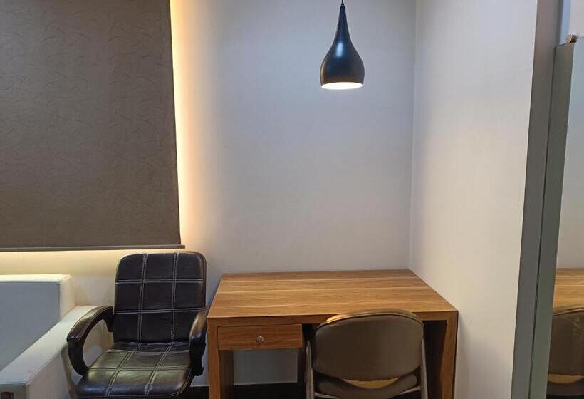 اتاق سوپریور, The Dwelling Paradise