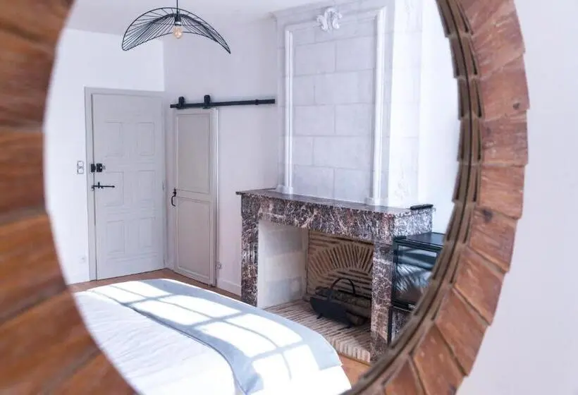 Quarto Familiar Vista Jardim, Le Bas Chitray