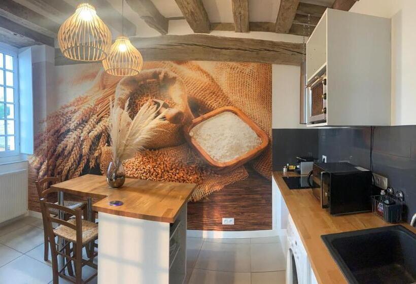 디럭스 트리플 룸, Le Bas Chitray