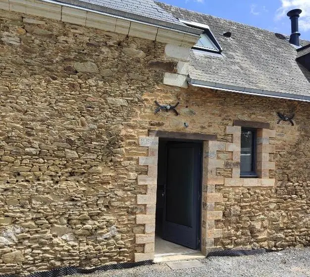 Quarto Dúplex, Le Bas Chitray