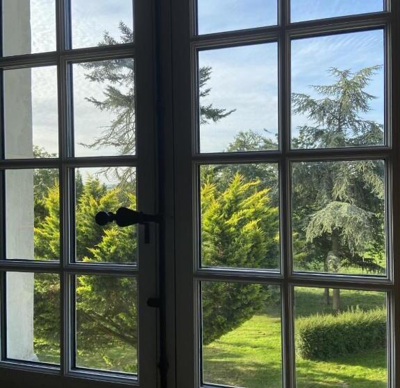 스탠다드 룸 가든 전망, Le Bas Chitray