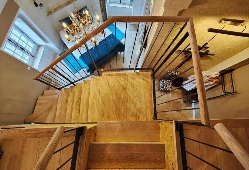 듀플렉스 스위트, Le Bas Chitray