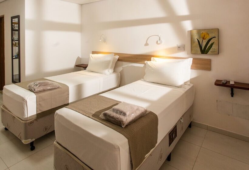 استودیوی استاندارد, Chalet Monet  Granja Vianna
