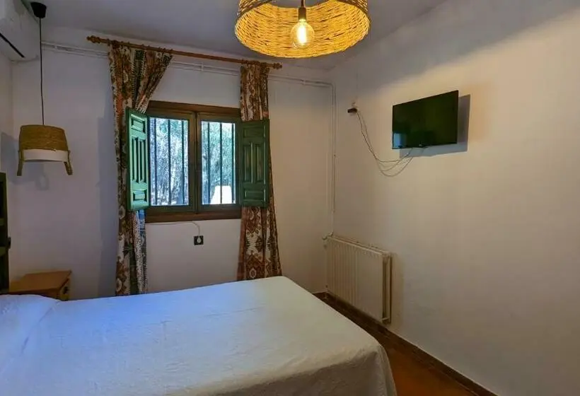 スタンダード4人部屋, De Montaña La Hortizuela
