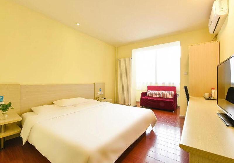 キングサイズベッドのスタンダードルーム, La Quinta Inn & Suites By Wyndham Shorewood