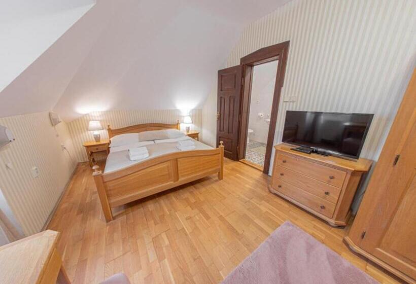 ベーシックルーム, Salamander   Garni