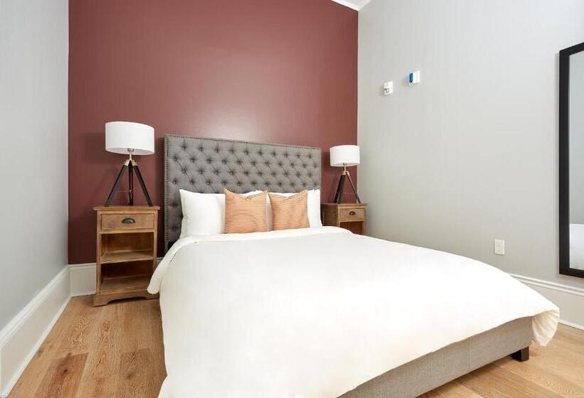 חדר סטודיו סטנדרד, Sonder At The Vitascope