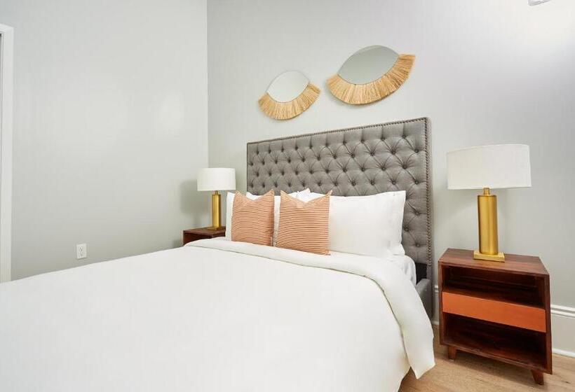 חדר סטודיו סטנדרד, Sonder At The Vitascope