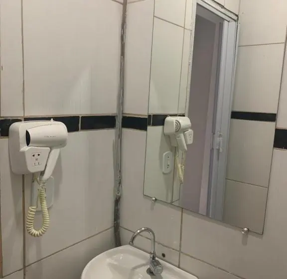 Standardeinzelzimmer, Oásis