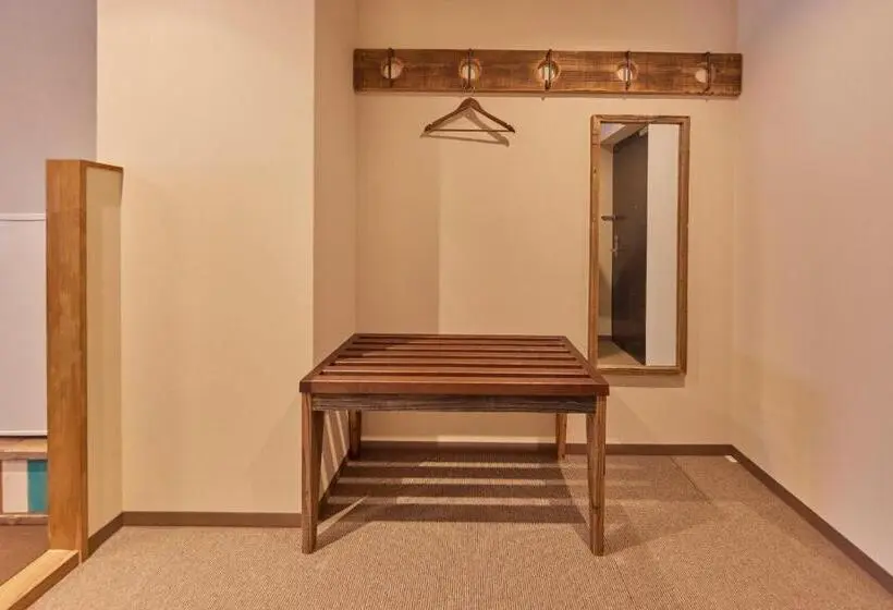 スタンダード４人部屋, Tuka Miika