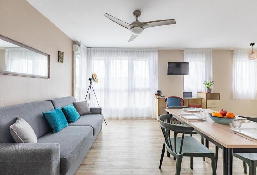 Апартаменты 1 Спальня, Appart City Classic Limoges