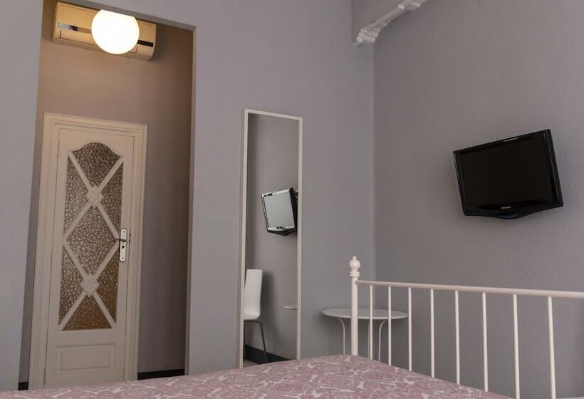 غرفة سوبيريور, Hi Valencia Canovas