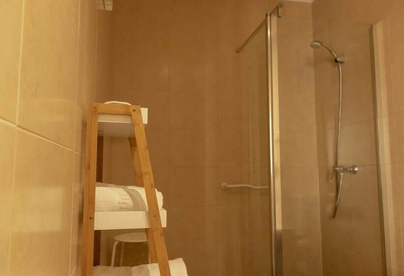 غرفة سوبيريور ثلاثية, Hi Valencia Canovas