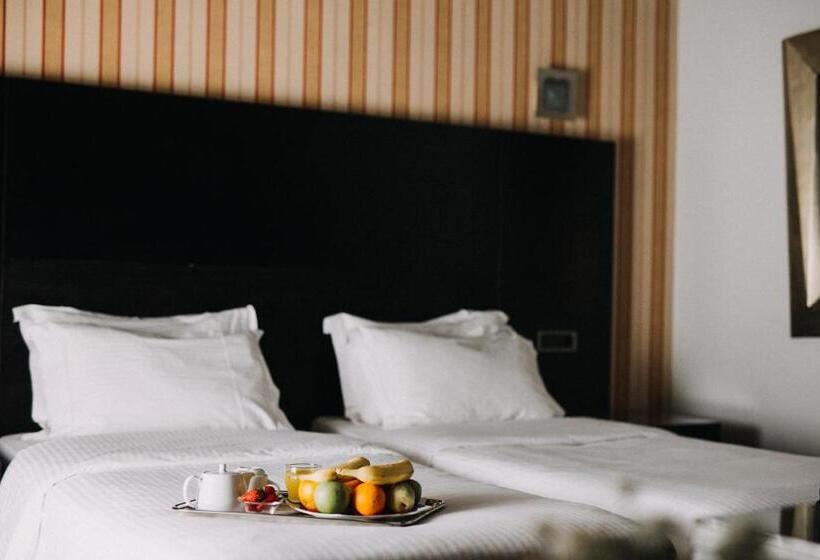 スタンダードルーム, Areos