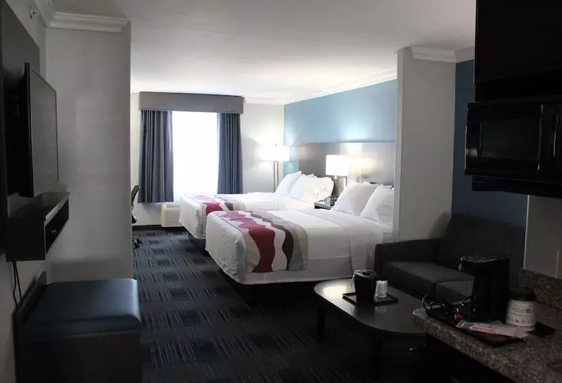 سوییت, Best Western Medical Center North Inn & Suites Near Six Flags