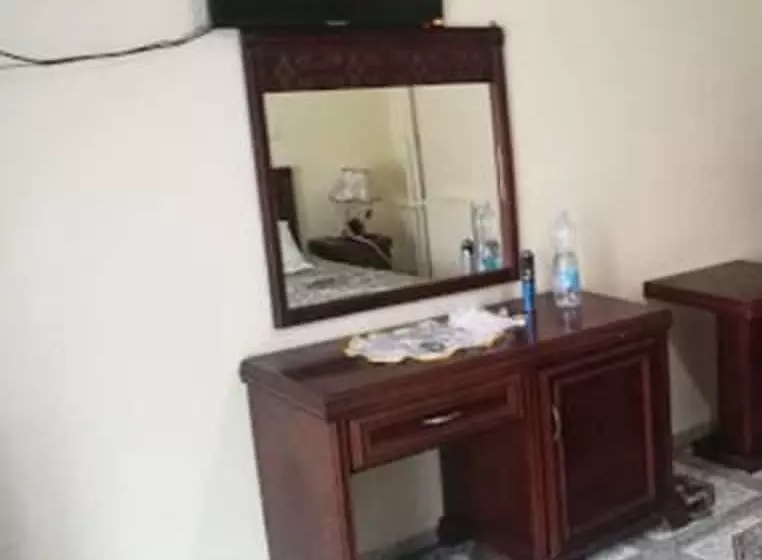 اتاق استاندارد یک نفره, Grand Hotel Adghir