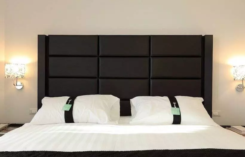Standard-huone, Holiday Inn Genoa City, An Ihg