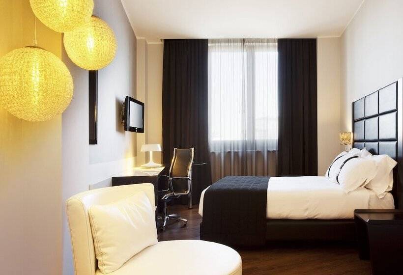 スタンダードルーム, Holiday Inn Genoa City, An Ihg