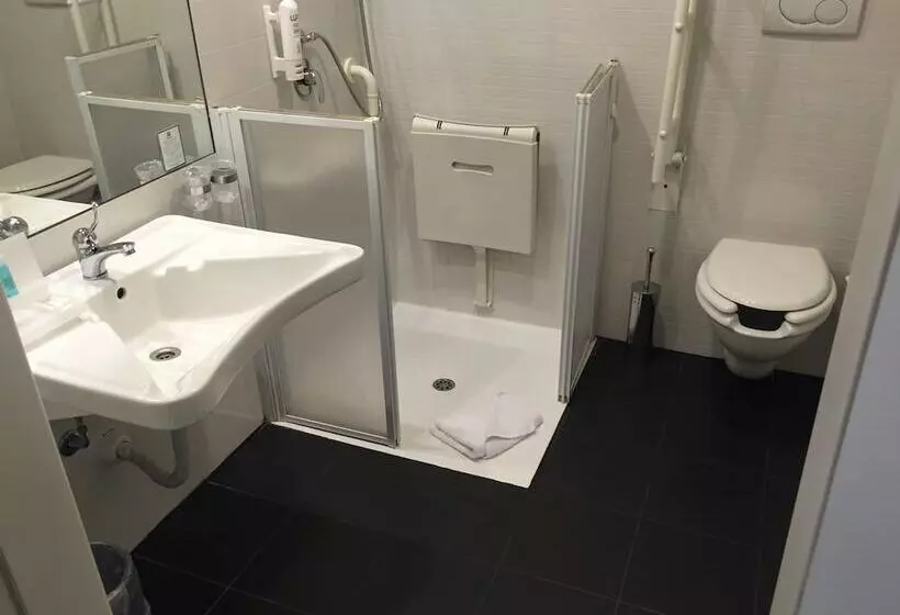Standard-invahuone Parivuode, Holiday Inn Genoa City, An Ihg