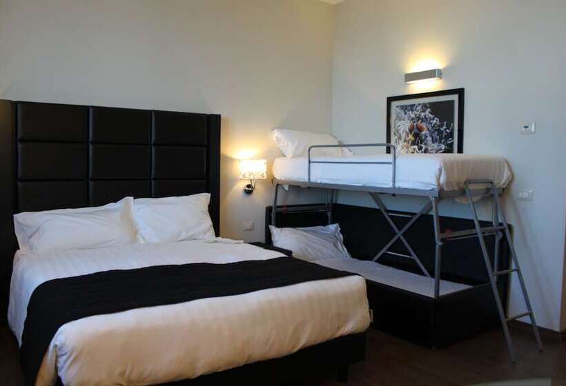 スタンダードルーム, Holiday Inn Genoa City, An Ihg