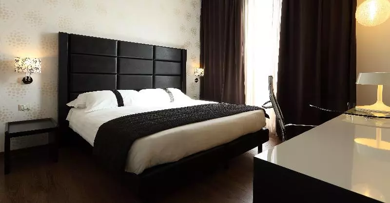 Standard-huone King-vuode, Holiday Inn Genoa City, An Ihg