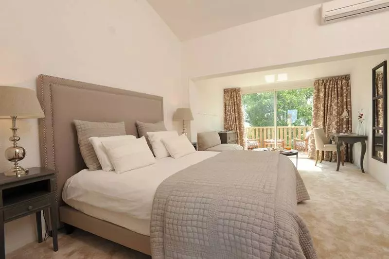 Deluxe-huone, Hôtel Font Mourier