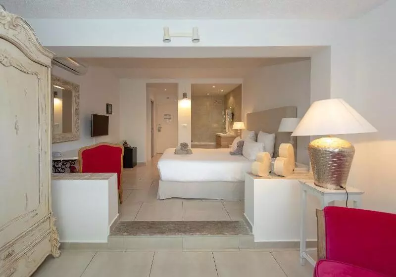 Deluxe-huone, Hôtel Font Mourier