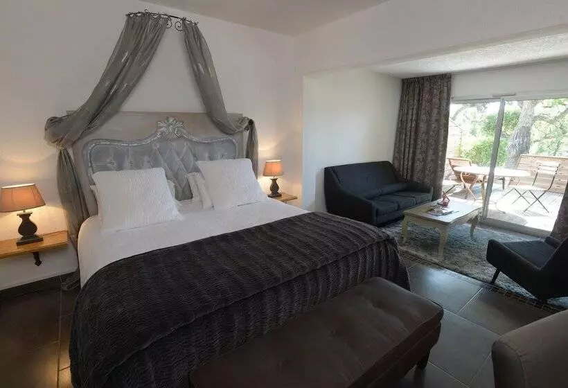 Deluxe-huone, Hôtel Font Mourier