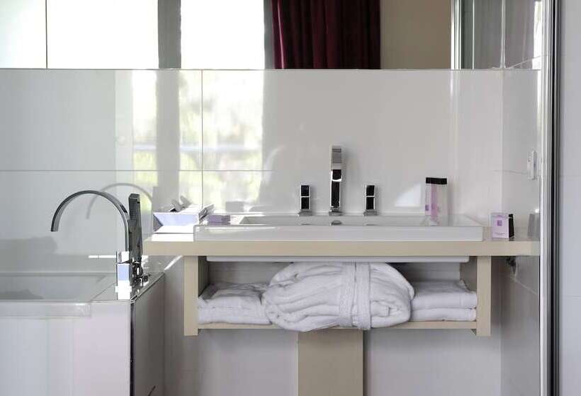 חדר סופריור, Relais De La Malmaison Paris Rueil Hôtel Spa