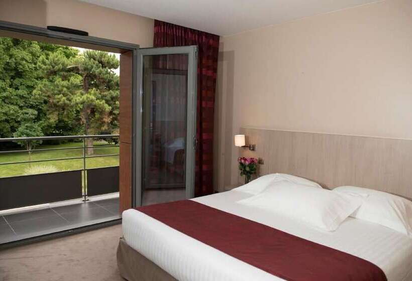 Номер Deluxe, Relais De La Malmaison Paris Rueil Hôtel Spa