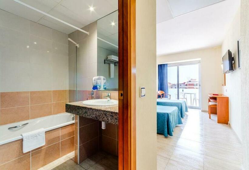 Номер Стандарт Вид на Бассейн, Mar Blau