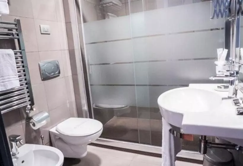 اتاق استاندارد یک نفره, Plaza Hotel Catania