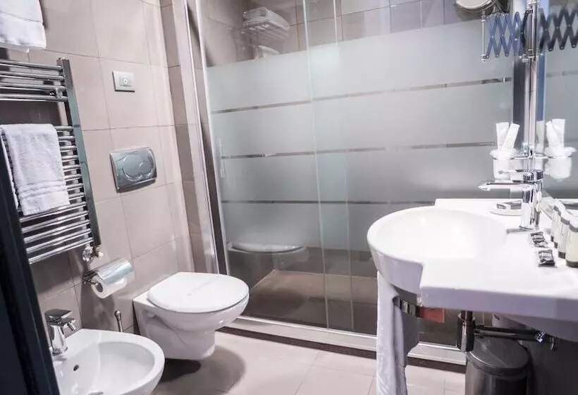 اتاق استاندارد یک نفره, Plaza Hotel Catania