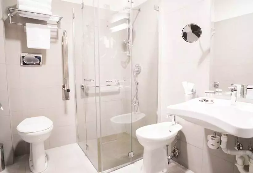 اتاق استاندارد یک نفره, Plaza Hotel Catania
