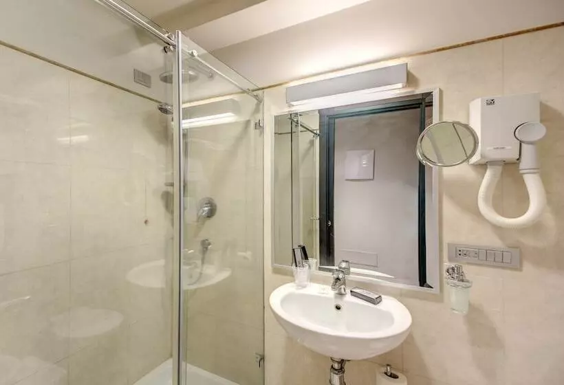 اتاق استاندارد یک نفره, Plaza Hotel Catania