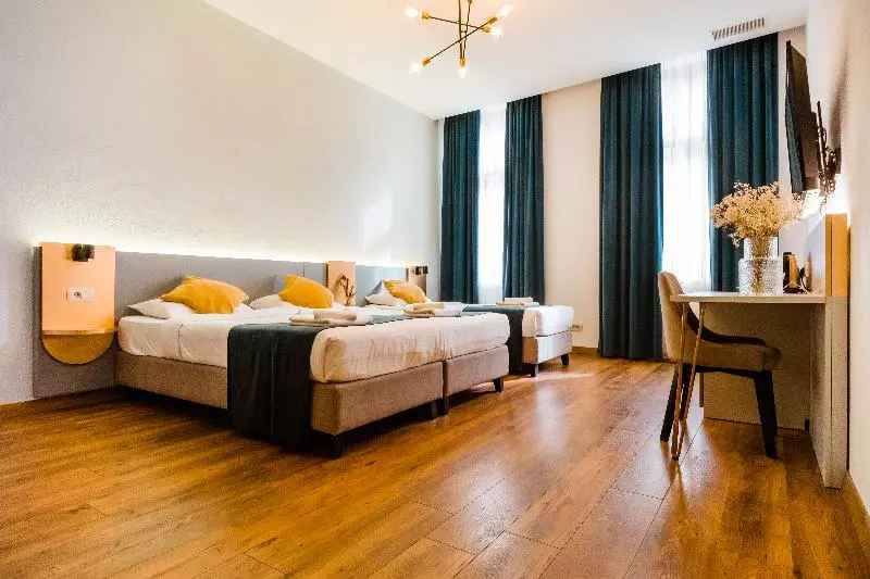 اتاق استاندارد, Plaza Hotel Catania