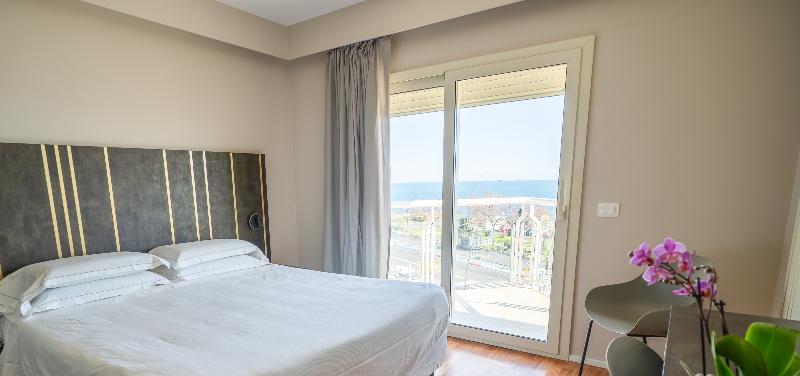 اتاق استاندارد با چشم‌انداز دریا, Plaza Hotel Catania