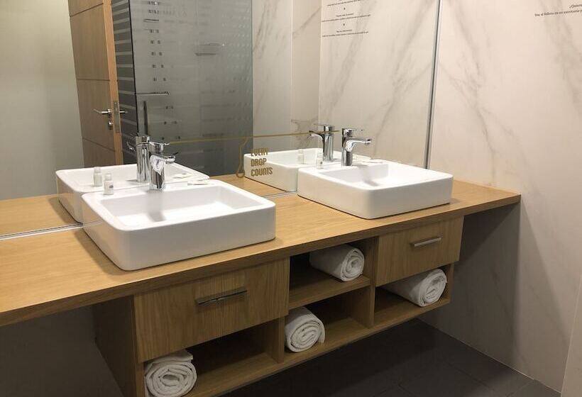 سوییت, Porto Coliseum