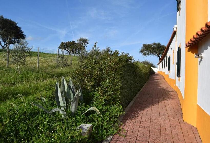 خانه 2 خوابه, Quinta Dos Bastos