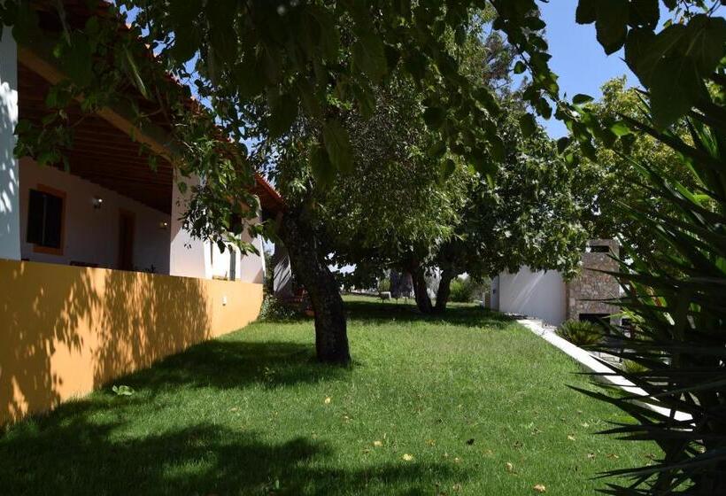 خانه 2 خوابه, Quinta Dos Bastos