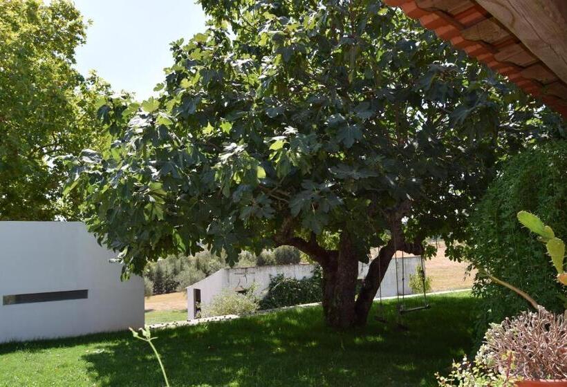 خانه 2 خوابه, Quinta Dos Bastos