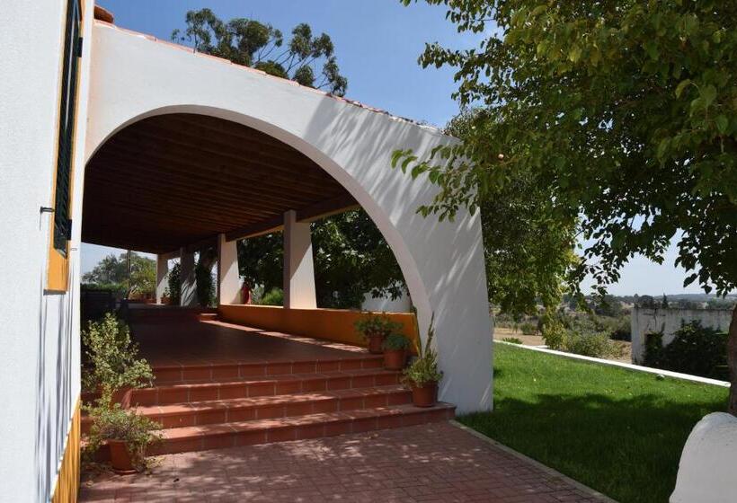 خانه 2 خوابه, Quinta Dos Bastos