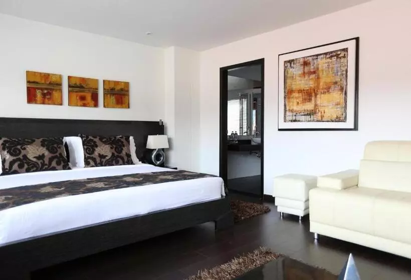 سوییت لوکس, Suites 108