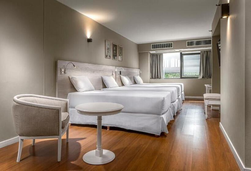 اتاق استاندارد چهار تخته, Up America Plaza