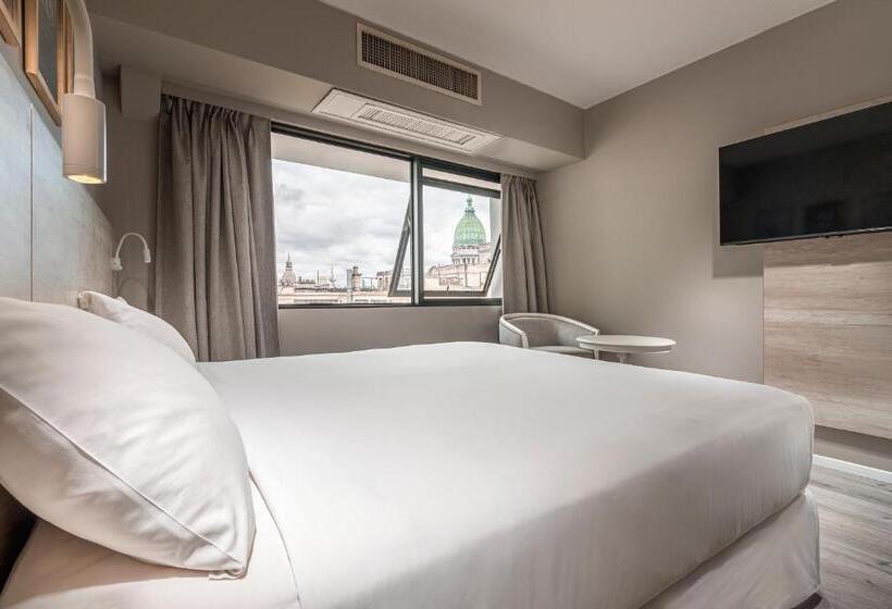 اتاق سوپریور, Up America Plaza