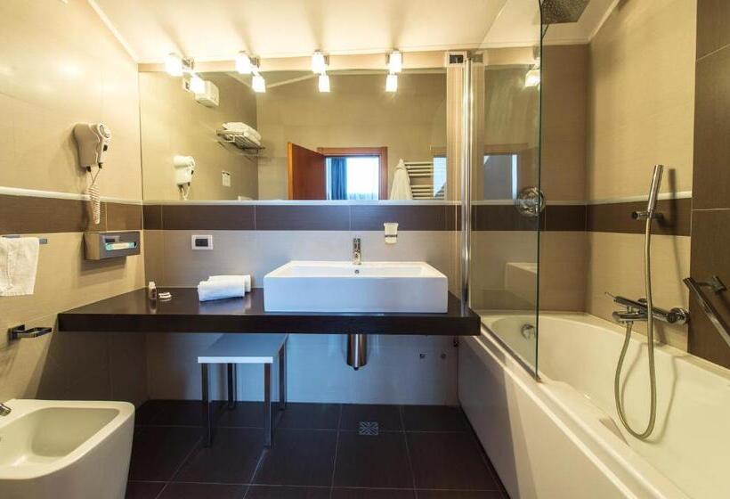 جناح, Villa Giulietta