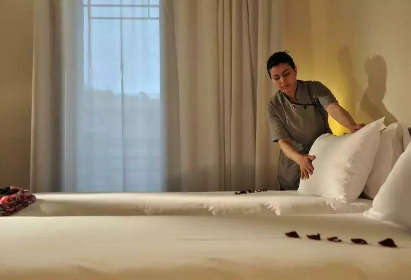 اتاق سوپریور با چشم‌انداز شهر, Novotel Marrakech Hivernage