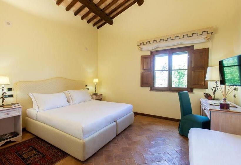 Номер Стандарт Трехместный, Sovana Hotel & Resort